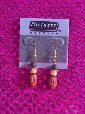 NWT vintage partners mervyns earrings